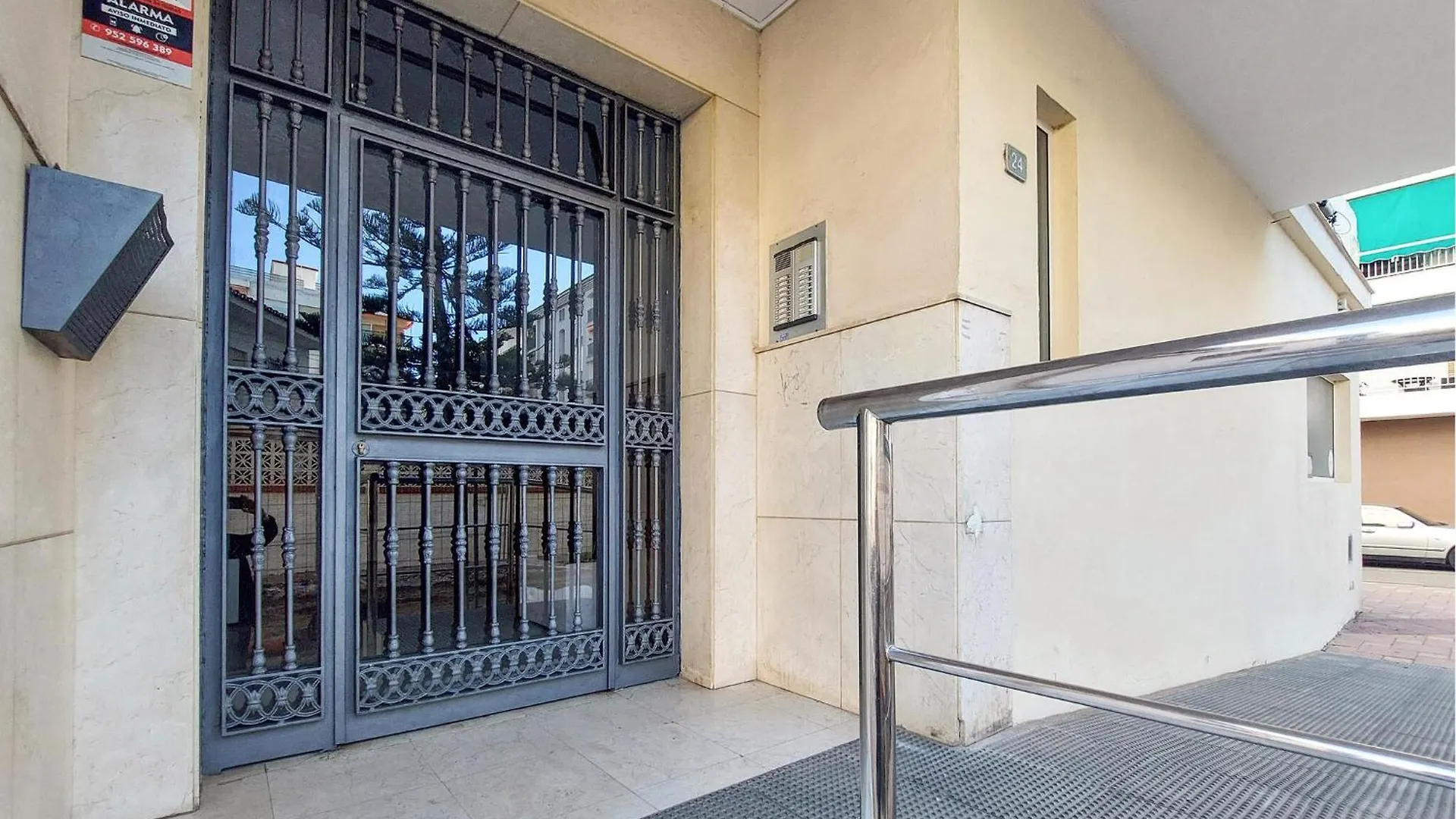 2 Bedroom Pet Friendly Apartment In Fuengirola 0*,  Spain
