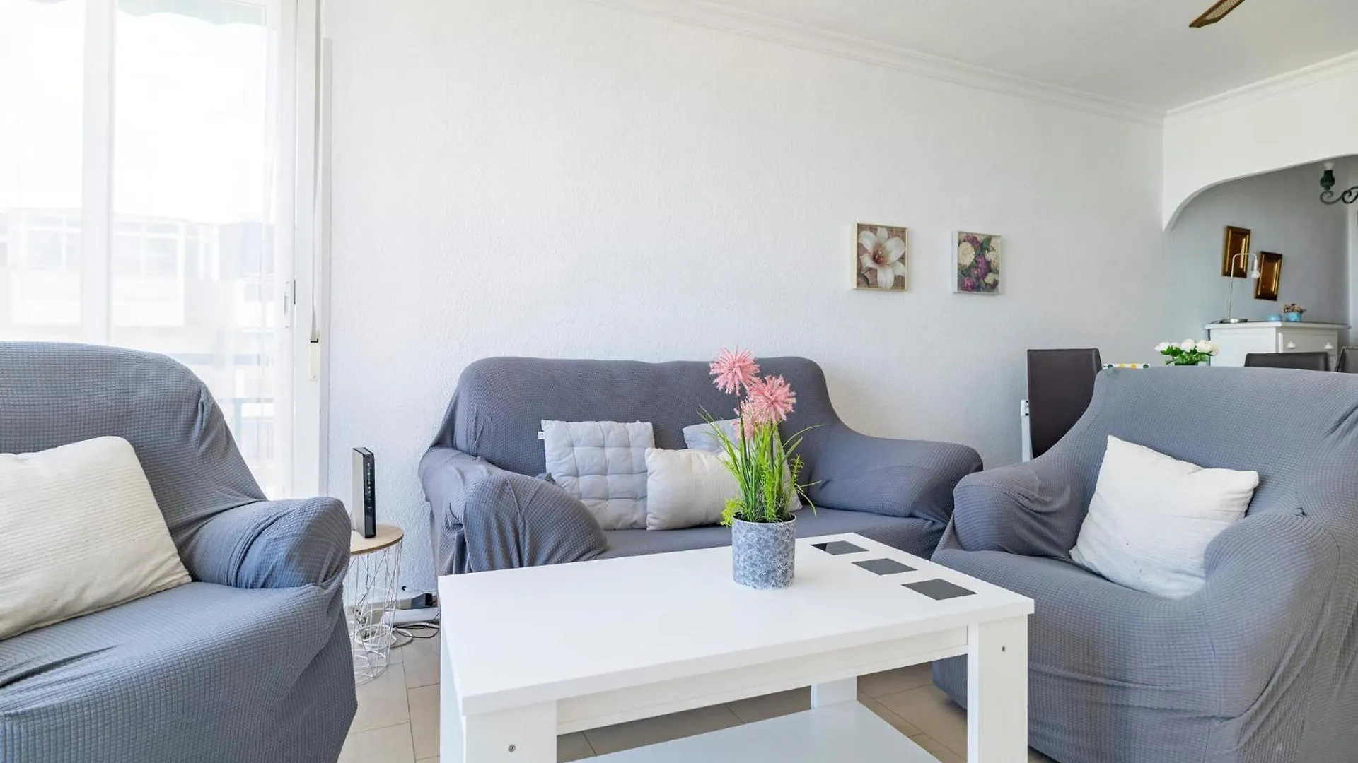 2 Bedroom Pet Friendly Apartment In فوينخيرولا
